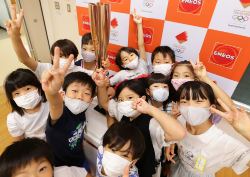 2020☆１　メモリアル　聖火トーチフォトスポットリレーキャラバン